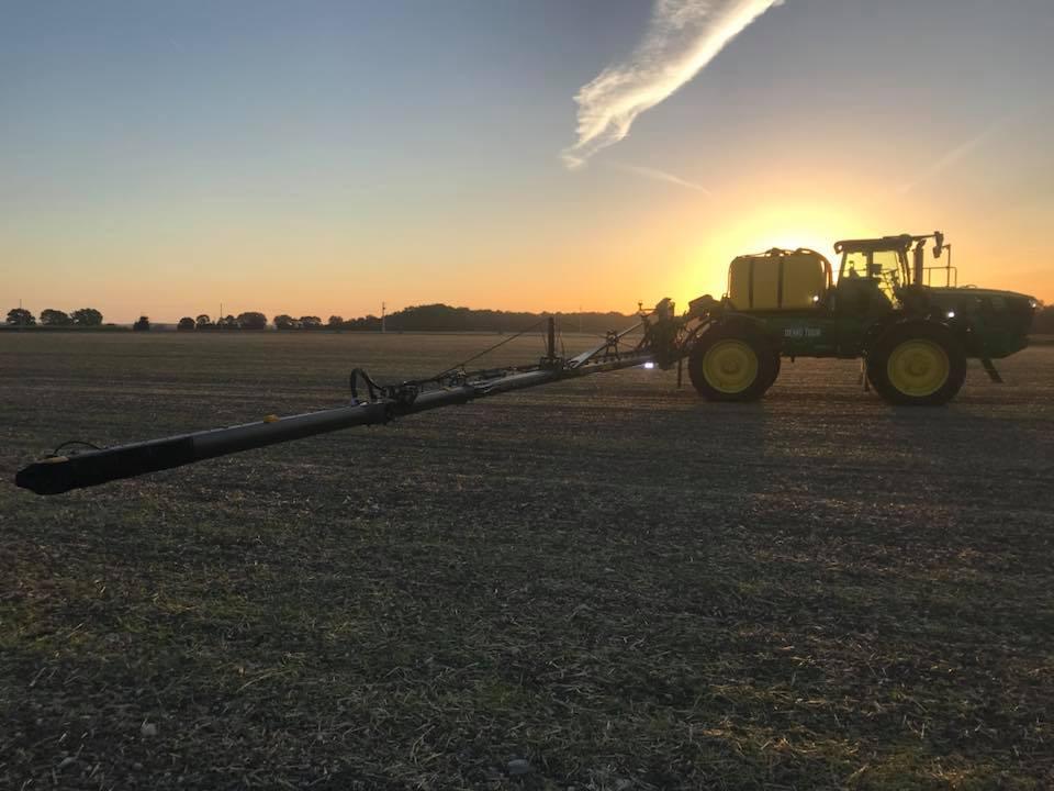 camion coucher de soleil